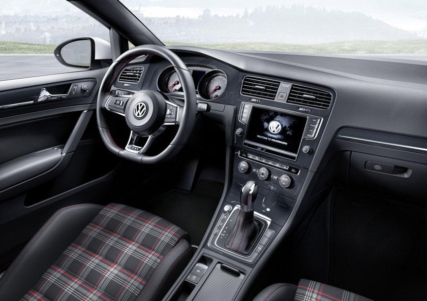 Volkswagen Golf mk7 GTI салон