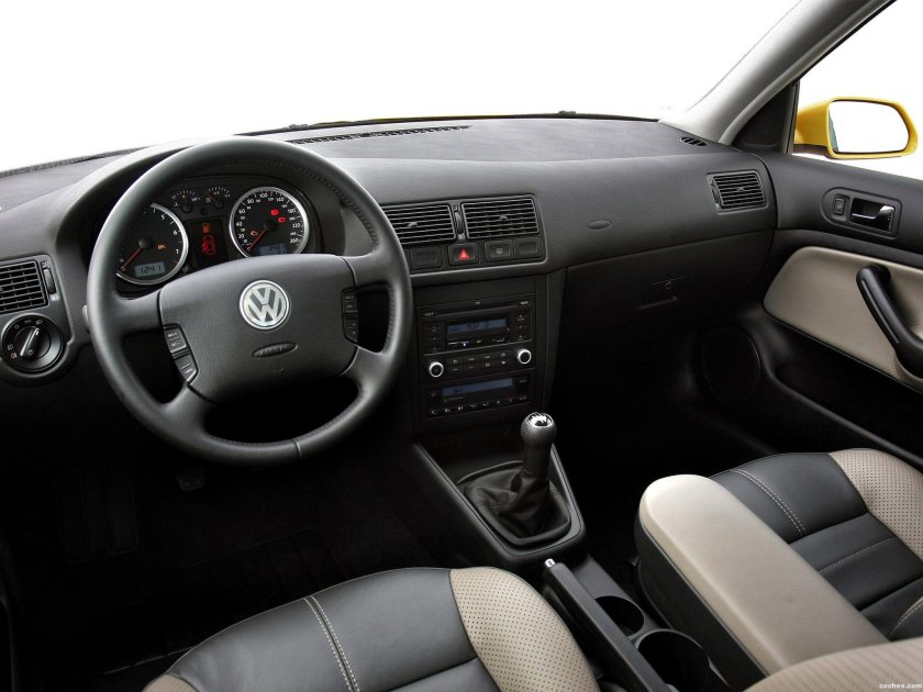 Гольф 4 1.4 салон