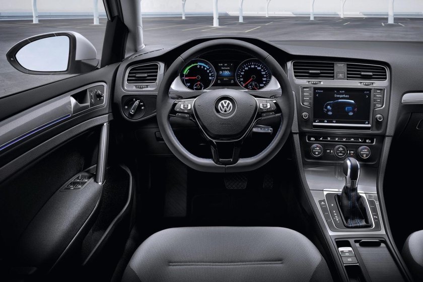 Volkswagen Golf 2014 Interior