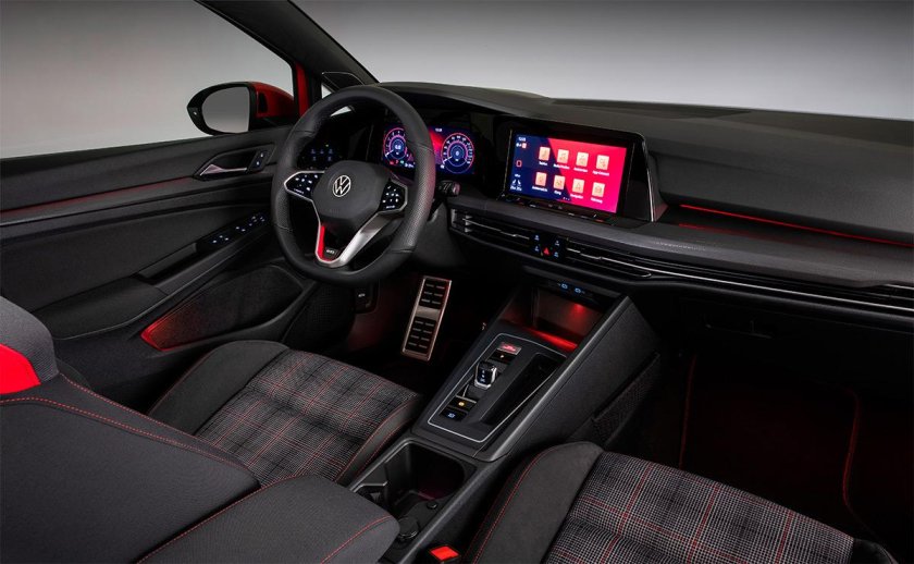 VW Golf GTI 2022 Interior