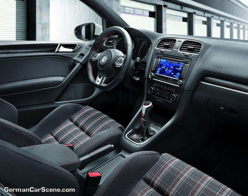 VW Golf 6.5 r Interior