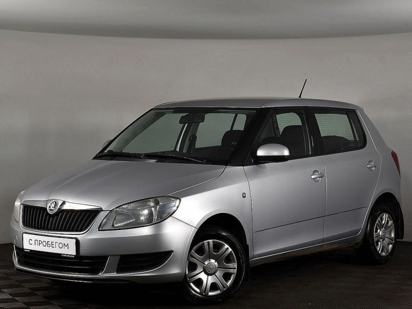 Шкода Фабия 2013г