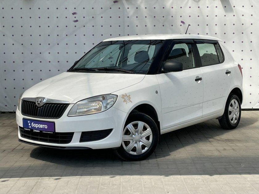 Шкода фабия 2013 белая
