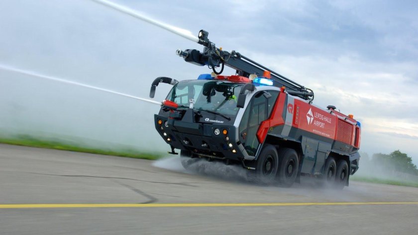 Пожарная машина Rosenbauer Panther 8x8