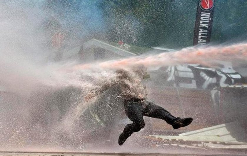 Разгон водометом