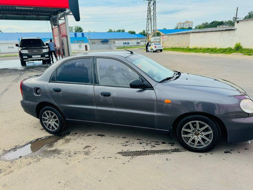 Chevrolet lanos серый