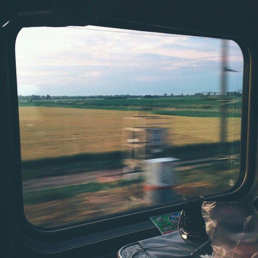 Окно поезда