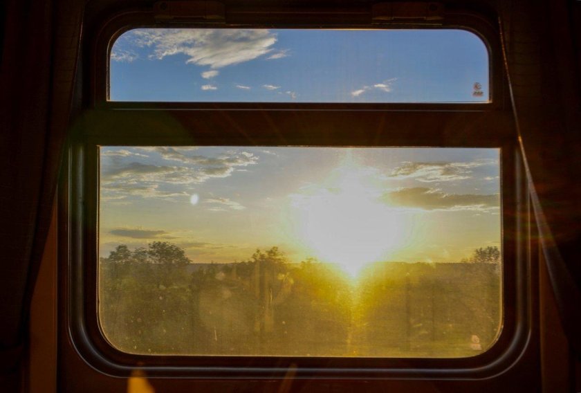Окно поезда