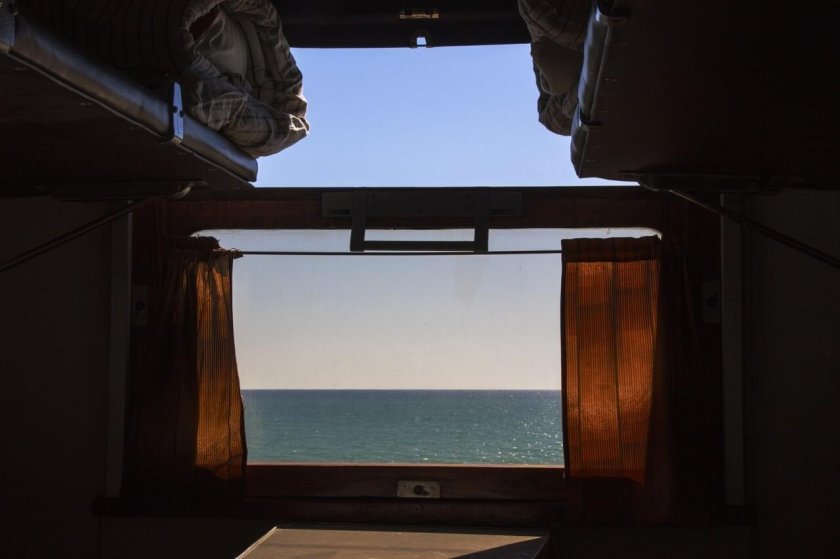 Окно поезда