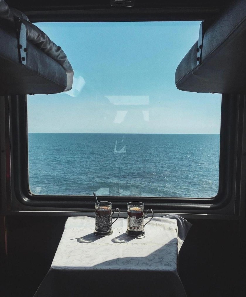 Окно поезда