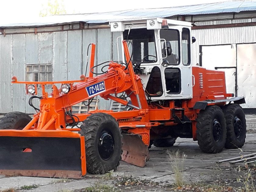 ГС 1402 грейдер
