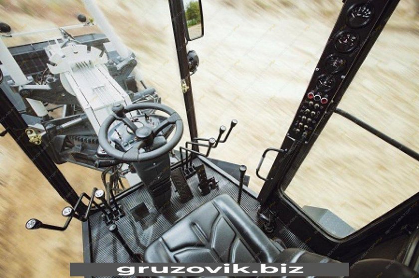 Грейдер ГС 1402 кабина