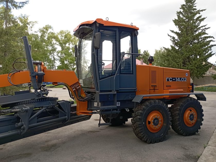 Грейдер Брянский Арсенал ГС-14.02