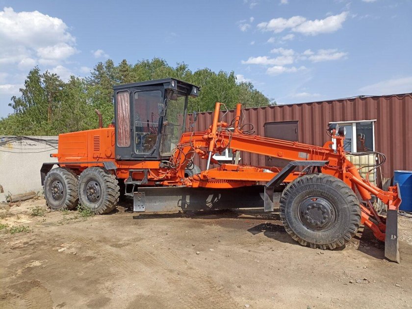 Грейдер Брянский Арсенал ГС-14.02