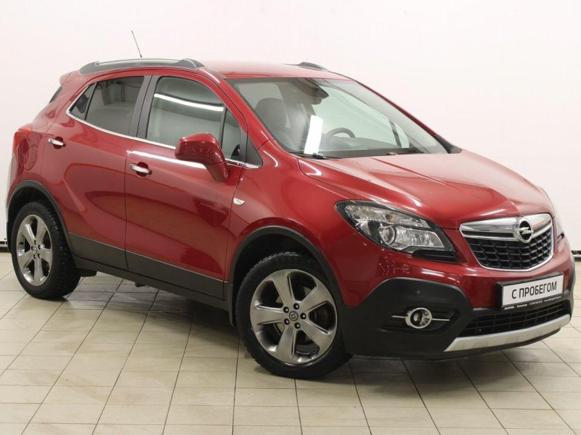 Опель Мокка красный