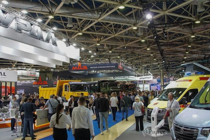 Выставка КОМТРАНС 2023 Дон Фенг