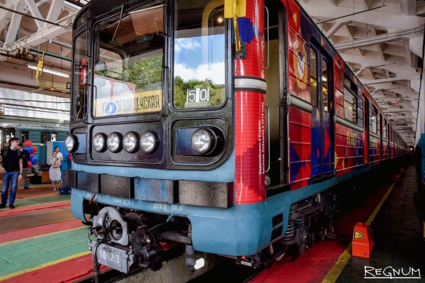 Тематический поезд ЦСКА Московского метро