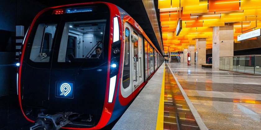 Метро Москва БКЛ поезда