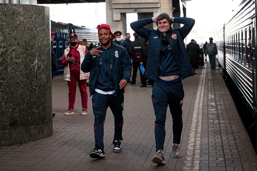 Игроки ЦСКА В автобусе