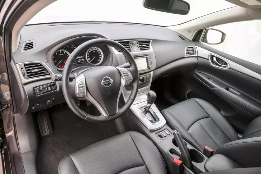 Nissan Sentra 2015 салон