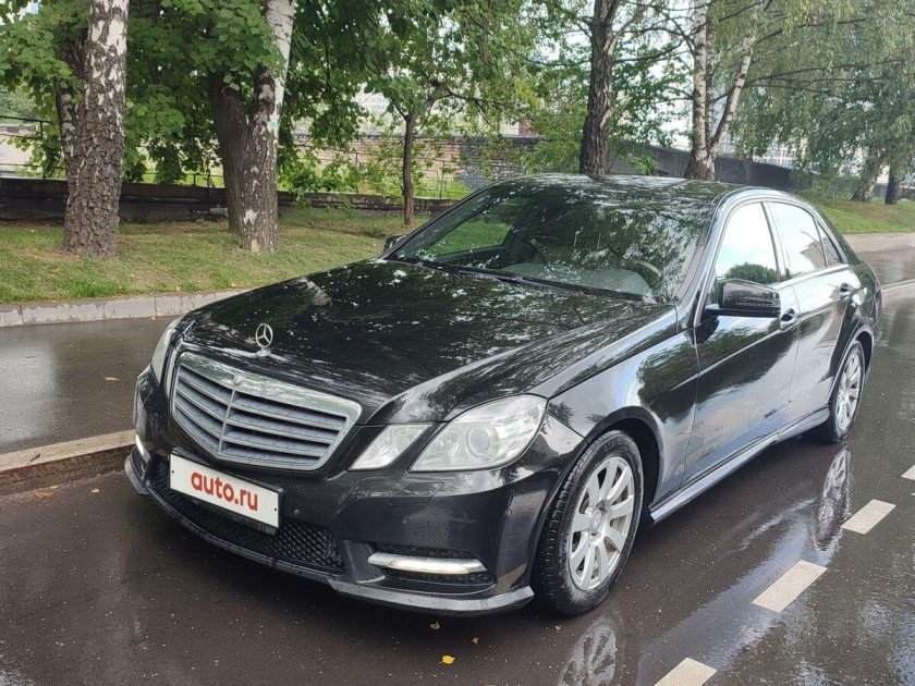 Мерседес е200 2012