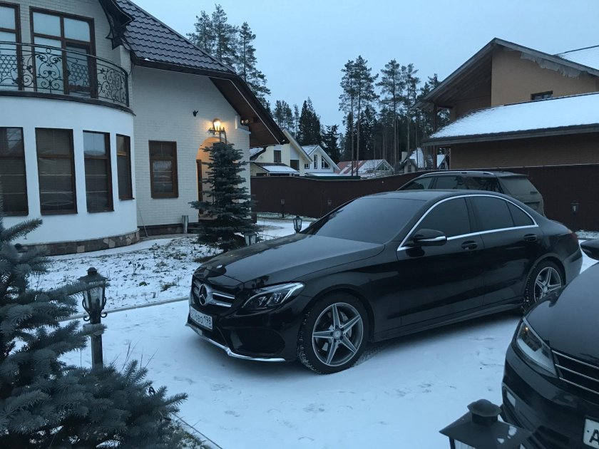 Мерседес е200 черный