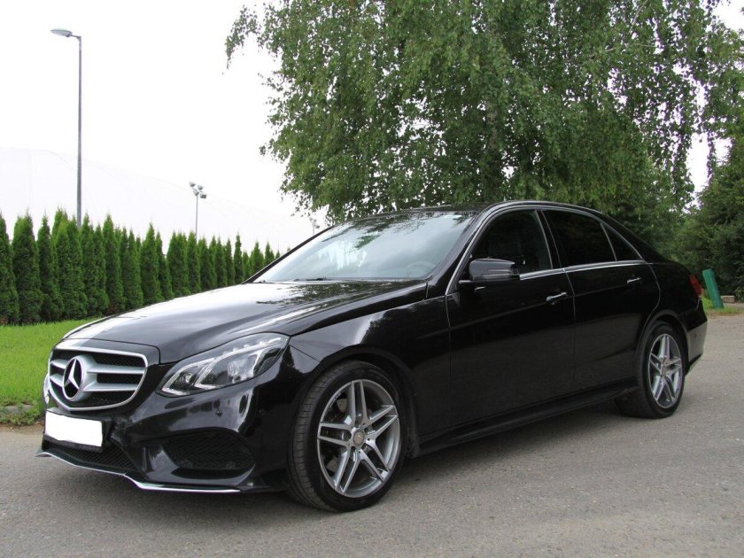 Мерседес е200 черный