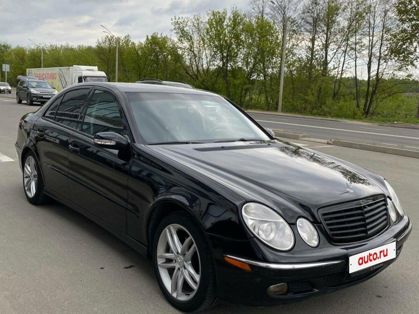 Мерседес бенц е 211 2002