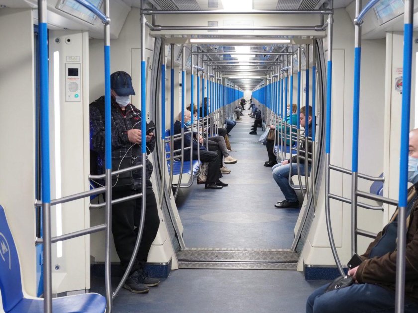 Новые вагоны метро