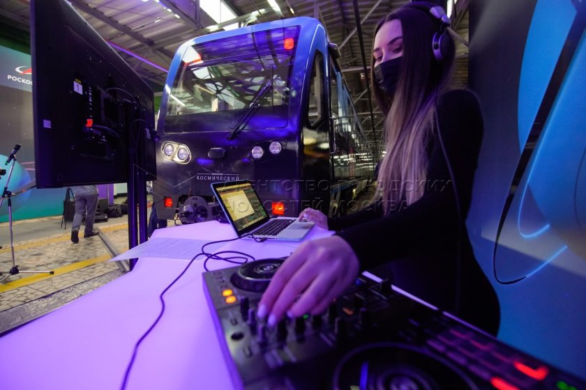 Космический поезд