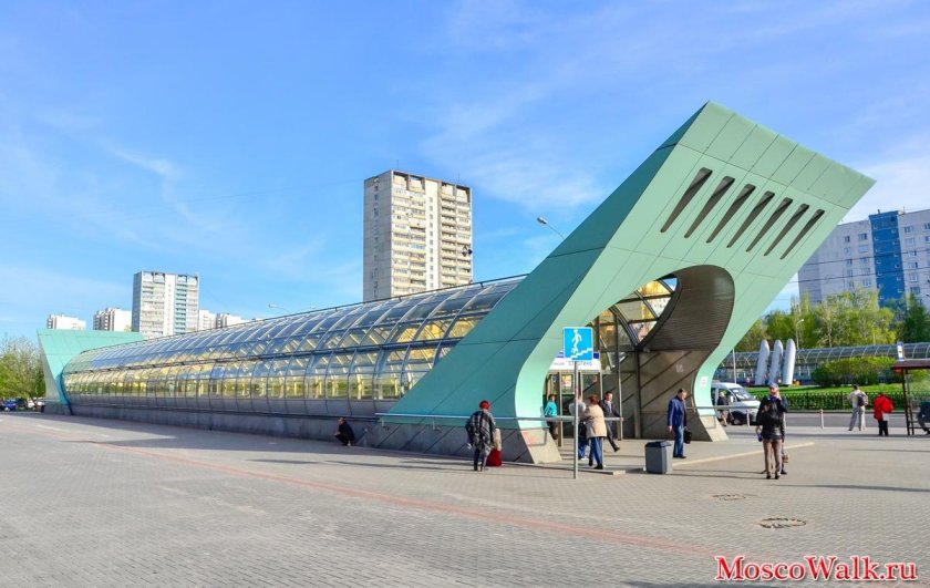 Московский метрополитен станция Строгино