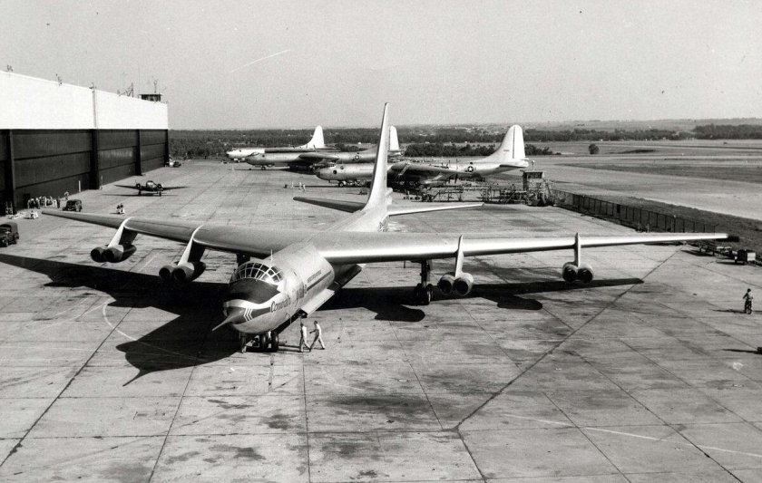 Бомбардировщик Convair YB-60