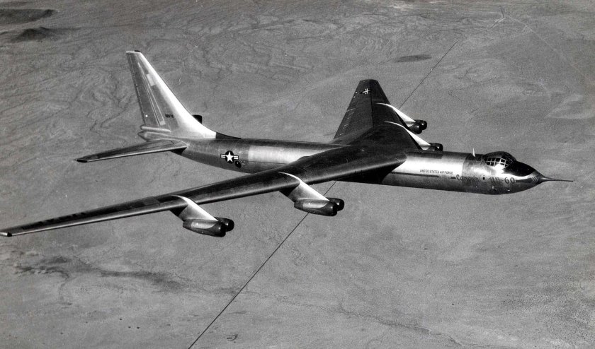 Самолёт Convair b 36