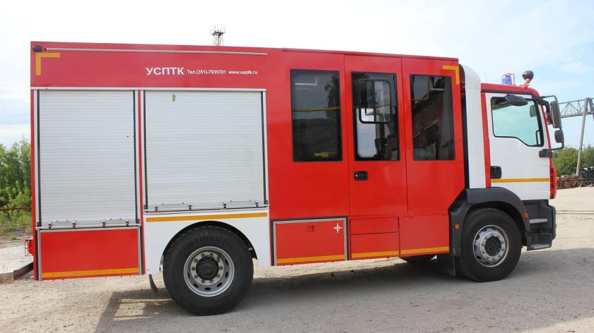 Пожарный автомобиль – база газодымозащитной службы