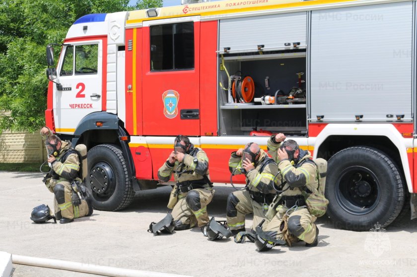 Автомобиль газодымозащитной службы