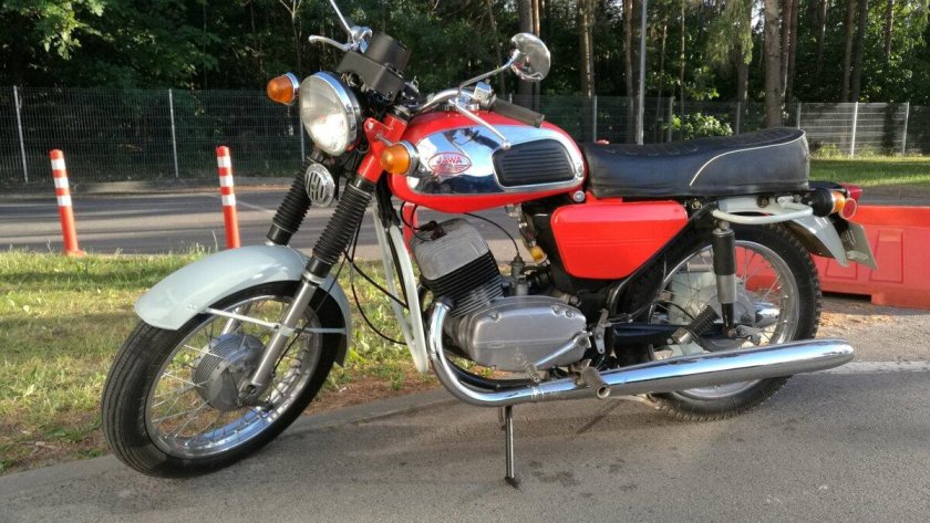 Мотоцикл Ява 634