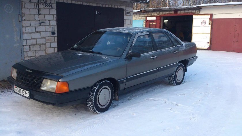 Ауди 100 1986 года