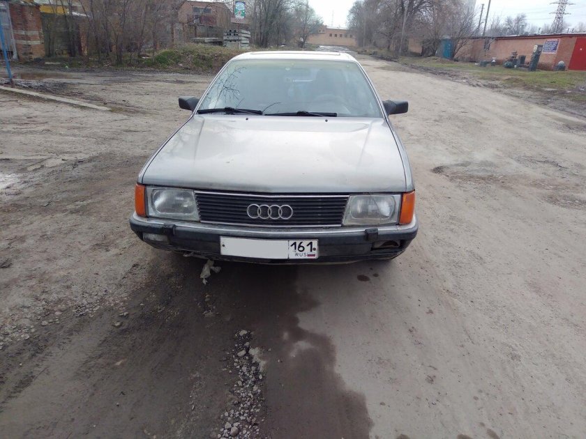 Ауди 100 1986 года