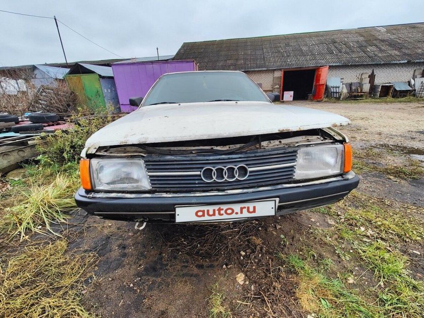 Ауди 100 1986г.