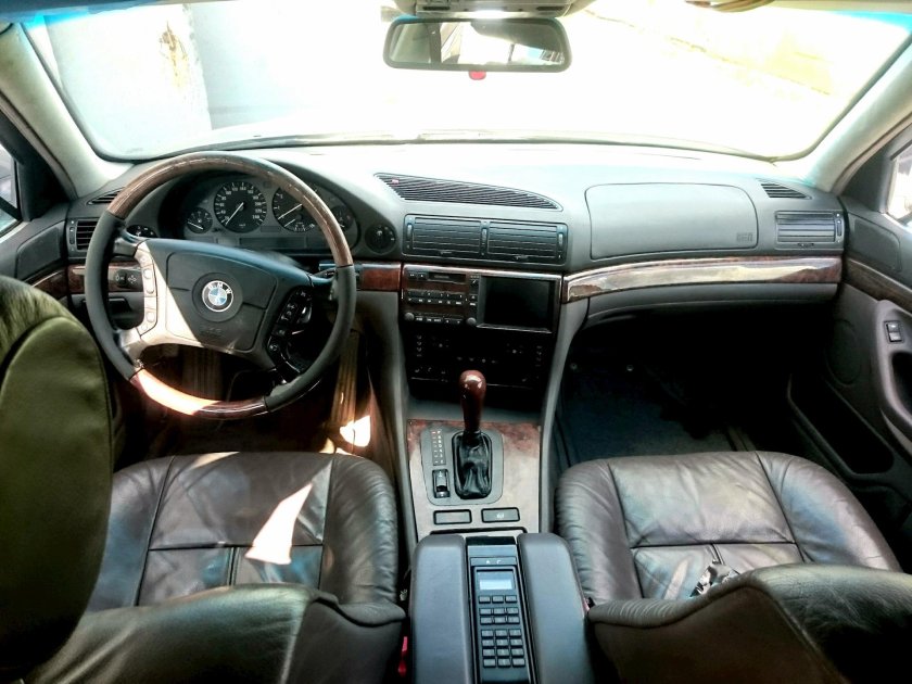 BMW 750il e38 салон