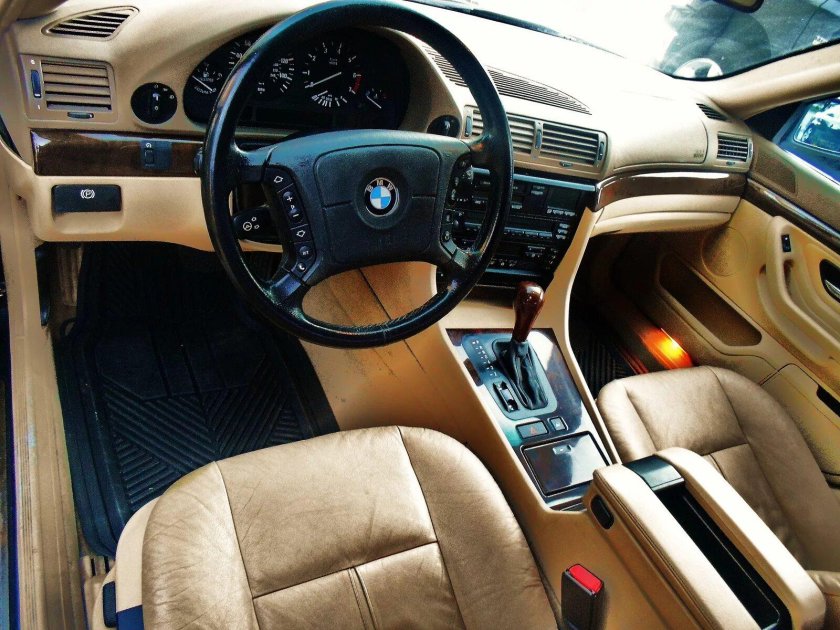 BMW e38 салон