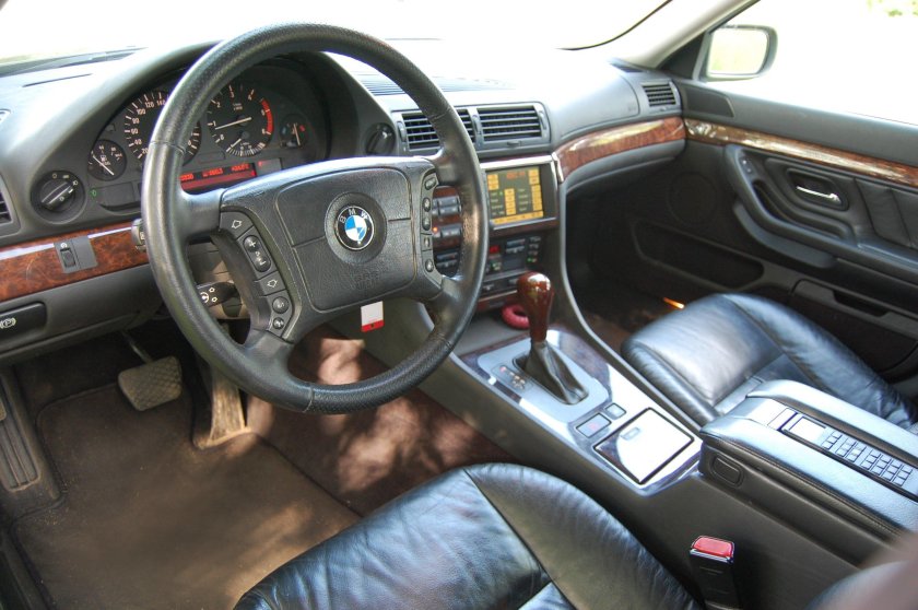 БМВ 7 е38 салон