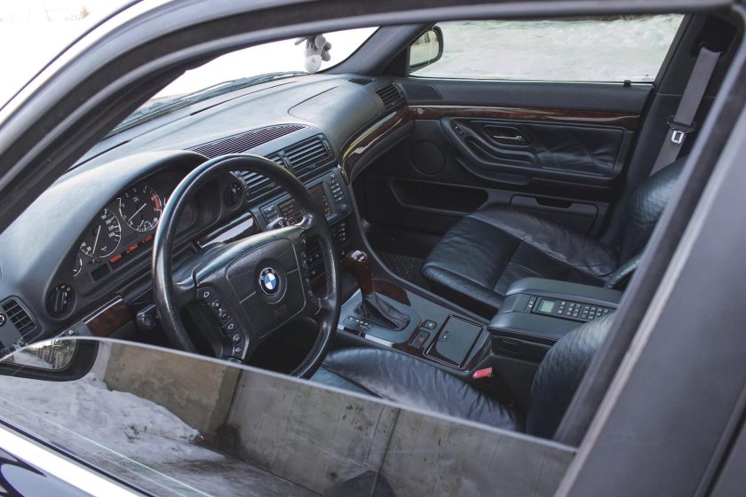 BMW e38 салон