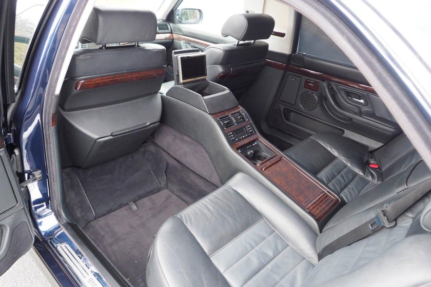 БМВ е38 750 Лонг