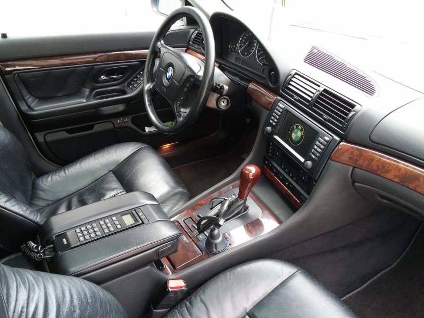 Бмв 7 е 38 салон