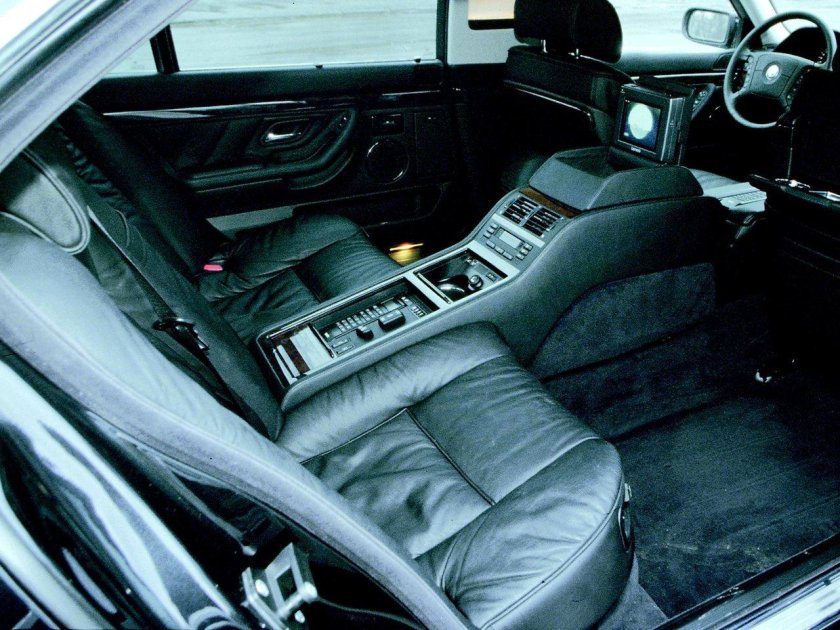 BMW e38 Interior