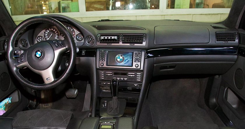 BMW e38 салон