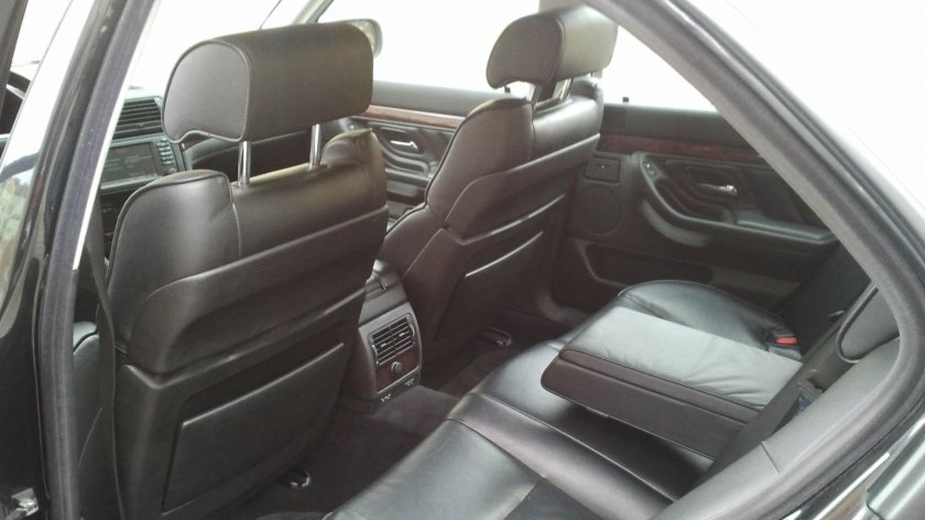 БМВ 7 е38 салон сзади