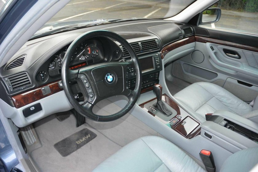 BMW 750il e38 салон