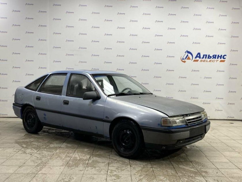 Опель Вектра 1993 года
